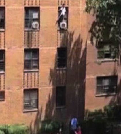 Απίστευτο βίντεο: Έσωσε 7χρονη που έπεσε από τον 3ο όροφο!