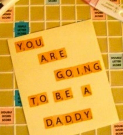 Τέλειοι τρόποι για να πείτε στους φίλους σας ότι είστε έγκυος