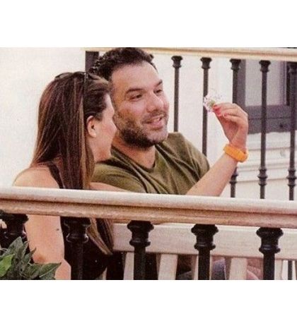 Γρηγόρης Αρναούτογλου - Κουφέτα εν όψει!