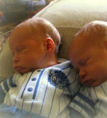 Δίδυμοι σκοτώθηκαν στον ίδιο δρόμο με δύο ώρες διαφορά