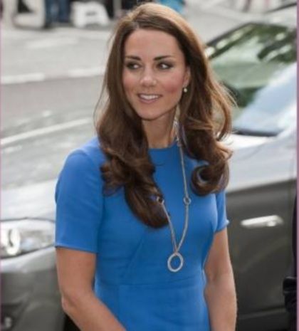 Kate Middleton: Πάρτε βαθιά ανάσα και διαβάστε πόσο κοστίζει το κόσμημά της!