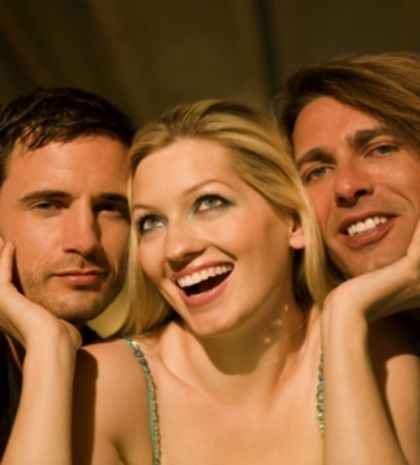 Sex με τον φίλο του gay κολλητού μου!