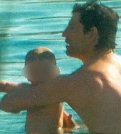 Σάκης Ρουβάς: Ένας τρυφερός μπαμπάς