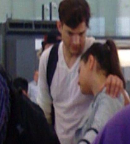 Ashton Kutcher – Mila Kunis: Αγκαλιά στην αναχώρηση για το Μπαλί