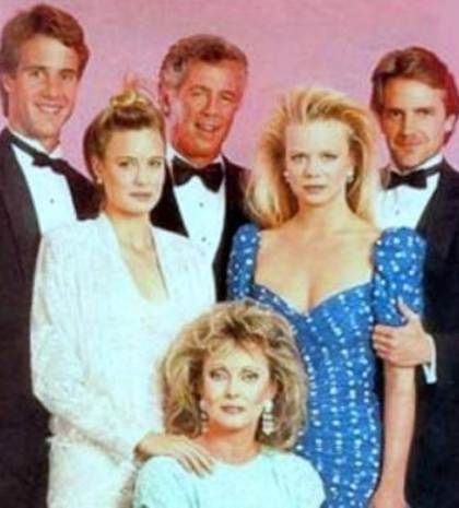 Δείτε πώς είναι σήμερα οι πρωταγωνιστές της σειράς «Σάντα Μπάρμπαρα»