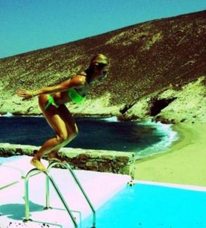 Μια βουτιά για την …