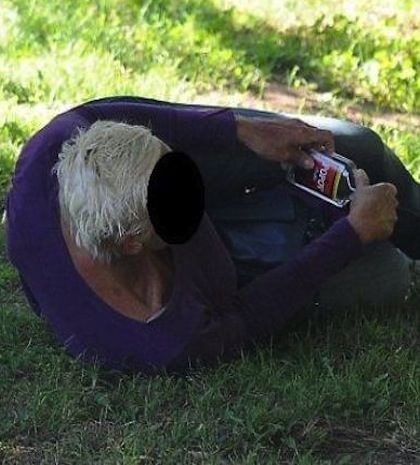 Διάσημη ηθοποιός, μεθυσμένη και σε άθλια κατάσταση, κοιμάται σε πάρκο! (φωτό)