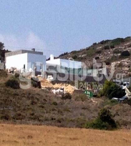 Συνεχίζονται οι εργασίες στο σπίτι Χατζηγιάννη-Μακρυπούλια στην Πάρο!