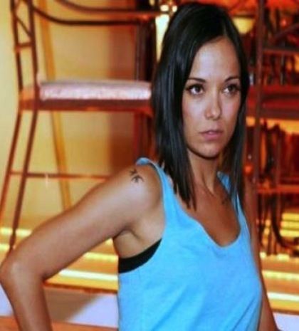 Η Κατερίνα Τσάβαλου φωτογραφίζεται topless!