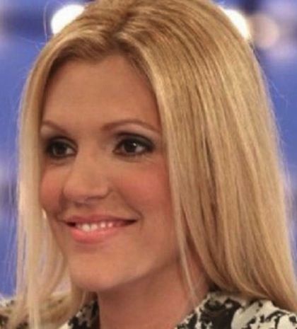 Σάσα Σταμάτη: Μπικίνι έτοιμο να... εκραγεί! (pics)