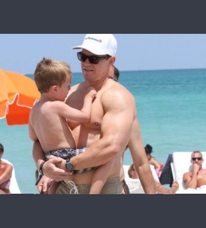 Mark Wahlberg: Ο γιος μου θέλει να παραμείνω “φουσκωμένος”!