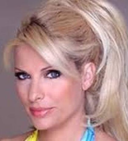 Ελένη Μενεγάκη: Δείτε τη φωτογραφία που ανέβασε στο twitter από τον τελευταίο σταθμό των διακοπών της