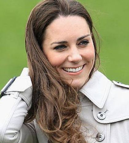 Δείτε τη φουσκωμένη κοιλίτσα της Kate Middleton!