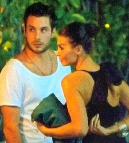 Νίνα Λοτσάρη: Ρομαντικό δείπνο με τον νέο αγαπημένο της! (φωτό)