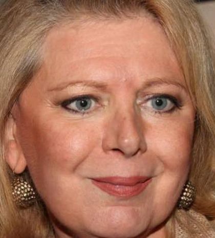 Μετά την Χατζησοφιά, και η Ακρίτα «επιτίθεται» στον Μπέζο