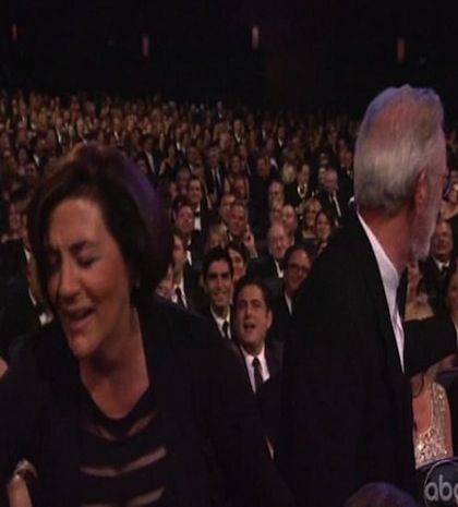 Πέταξε τους γονείς του έξω από την τελετή των βραβείων Emmy!