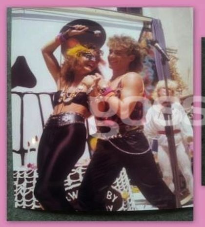 Αγνώριστος στα πρώτα βήματα της καριέρας του!!!