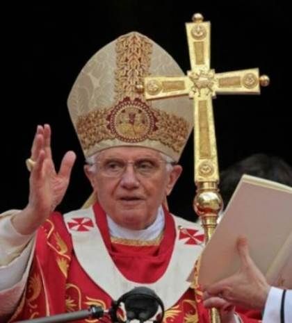 Το πρώτο tweet του Πάπα Βενέδικτου