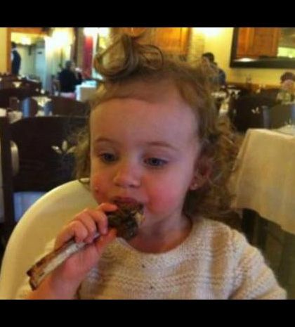 Η κόρη γνωστού παρουσιαστή το τσίκνισε!