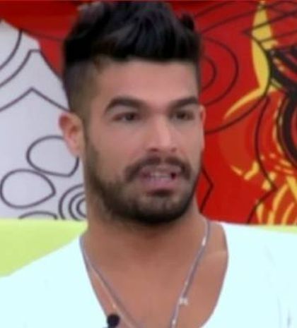 Νίκος Αναδιώτης: «Προσεύχομαι για τον Τόμας και για όλα τα παιδιά που περνάνε τα ίδια»