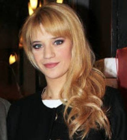 Τζένη Θεωνά: Αυτός είναι ο άντρας που της έχει κλέψει την καρδιά!