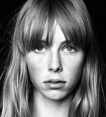 Edie Campbell: η νέα μανία στο modeling έρχεται και αυτή με βρετανική υπογραφή