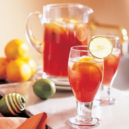 Η καλύτερη σπιτική sangria σε 2 βήματα