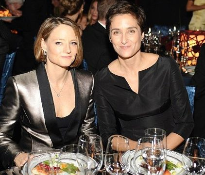 H Jodie Foster παντρεύτηκε τη σύντροφό της, Alexandra Hedison