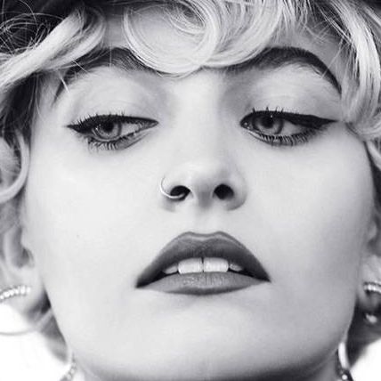 Πάρις Τζάκσον: «Το 13 Reasons Why του Netflix είναι επικίνδυνο»