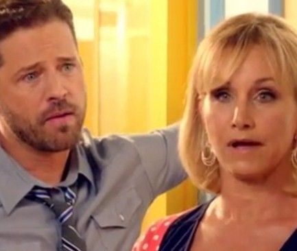 Δύο παλιοί πρωταγωνιστές του Beverly Hills κάνουν reunion σε διαφήμιση ρούχων (video)