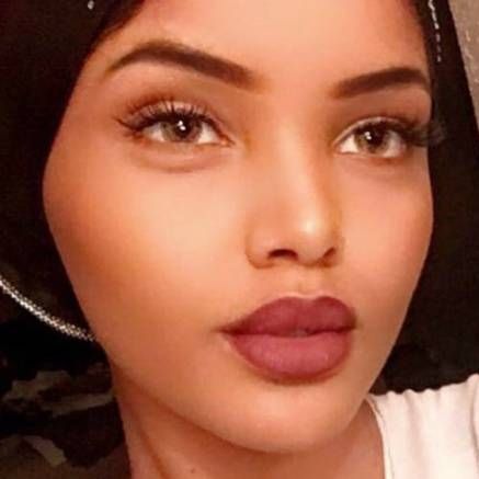 Η πρώτη γυναίκα με μαντήλα στα καλλιστεία των ΗΠΑ