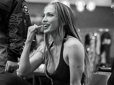 Η JLo έναν χρόνο μετά τον χωρισμό από τον Ben Affleck λέει: «Δεν ψάχνω άντρα, είμαι ευτυχισμένη»!