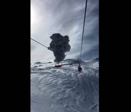 Πρώτη θέση στην... έκρηξη ηφαιστείου (vid)