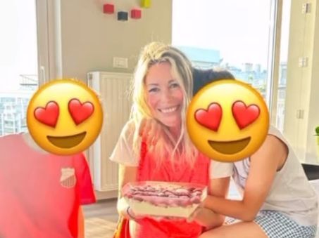 Το σπίτι της Άριελ Κωνσταντινίδη που σε λίγο θα υποδεχτεί την κόρη της είναι μια έκρηξη ντοπαμίνης