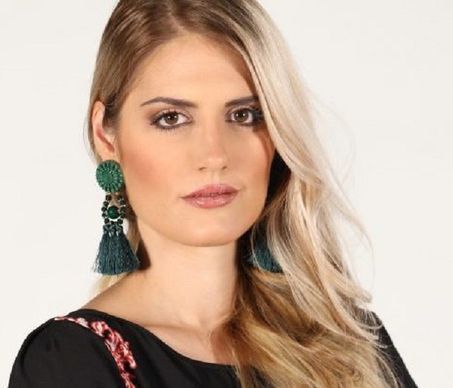 Ελεονώρα Αντωνιάδου: Η Νικόλ του Τατουάζ με μπικίνι μαγιό και χωρίς ρετούς