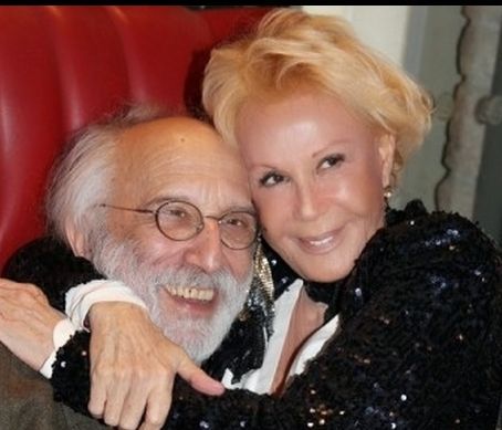 Ζωή Λάσκαρη: Η τυχαία γνωριμία με τον Αλέξανδρο Λυκουρέζο και ο μεγάλος έρωτας