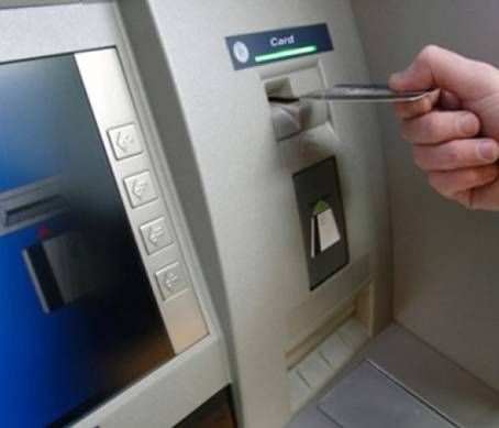 Τέλος οι κάρτες! Έτσι θα «σηκώνουμε» πλέον χρήματα από τα ΑΤΜ