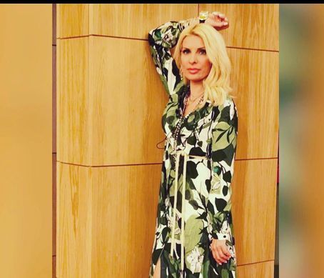 Ελένη Μενεγάκη: Ξεκίνησε τις διακοπές της και ανέβασε την πρώτη της φωτογραφία!