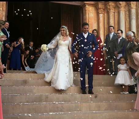 Αλβάρο Ντε Μιράντα Νέτο: Ξέσπασε σε κλάματα όταν έφτασε στην εκκλησία η Ντενίζ νύφη (φωτο)