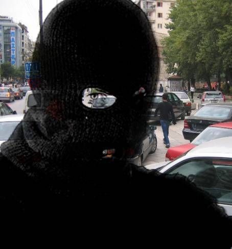 Κλέβουν 32 αυτοκίνητα και 35 μοτοσικλέτες την ημέρα