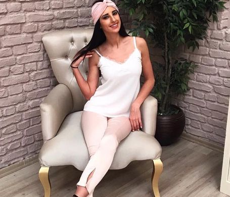 Η Τζούλια από το Power of Love έκανε πλαστική επέμβαση - Οι φωτό μέσα από το νοσoκομείο