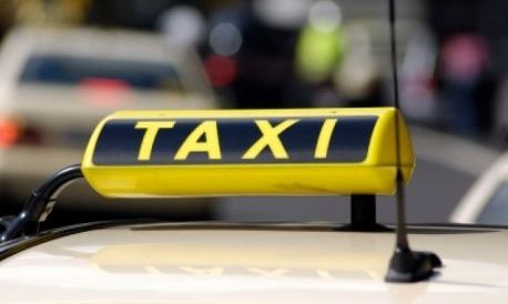 Συνάντηση Βορίδη-Τρόικα για τα ταξί