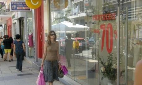 Το πασχαλινό ωράριο στα καταστήματα