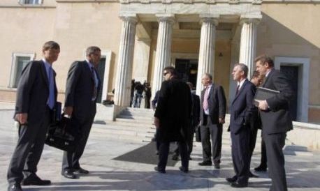 Τρόικα: Ήρθε η ώρα να πάρετε πραγματικά δύσκολες αποφάσεις