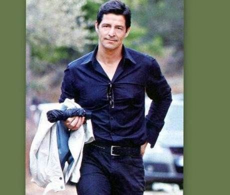 Απόστολος Ρουβάς: Όλα όσα δεν ξέρουμε για τον αδελφό του Σάκη