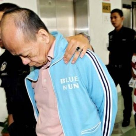 Κρέμασαν την υπηρέτριά τους αφού την ξυλοκόπησαν