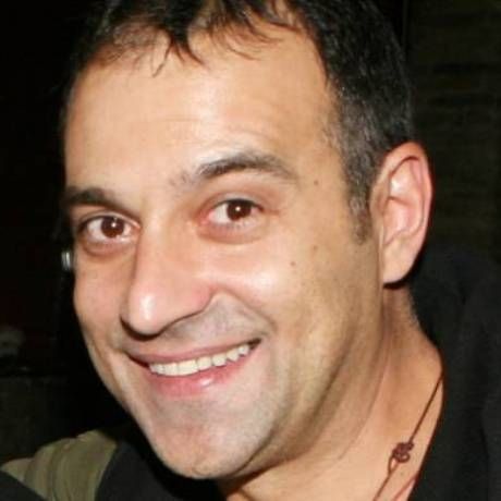 Κρατερός Κατσούλης: «Νομίζω ότι θα συγχωρούσα την απιστία»