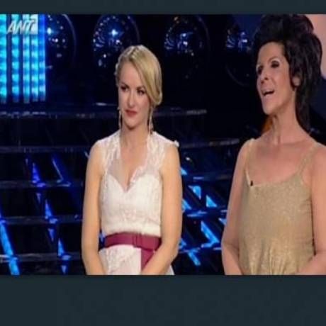 Βόσσου σε Ζαχαράτο: «Το μπούστο το έχω και είναι κι αληθινό! Τι να κάνω αγάπη μου;»