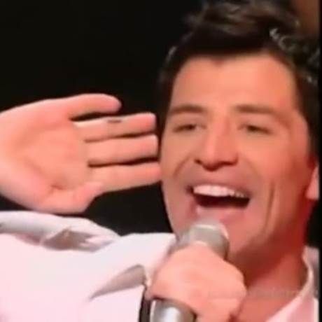 Ο Σάκης στο «The Voice» αντιμέτωπος με καρέκλες που δεν γυρίζουν!