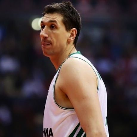 Ο Διαμαντίδης στο Ρεάλ - Ολυμπιακός! (photo)